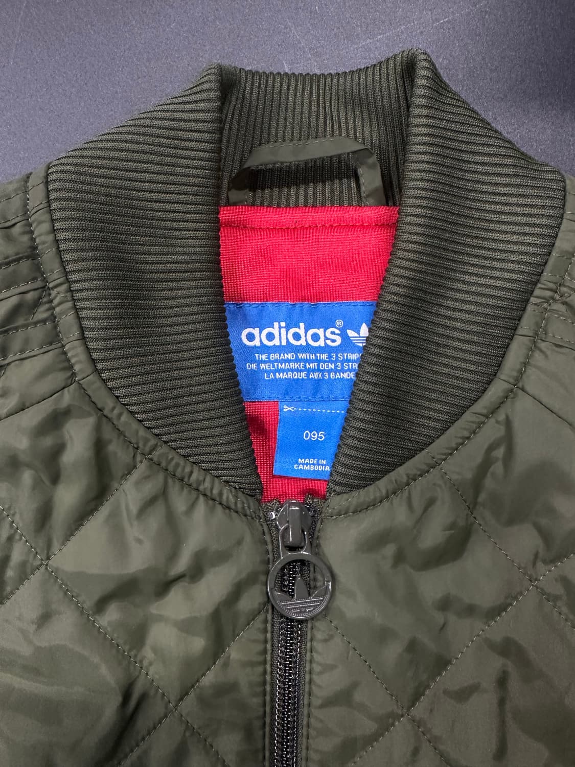 아디다스 퀄팅 봄버 자켓 상품이미지5