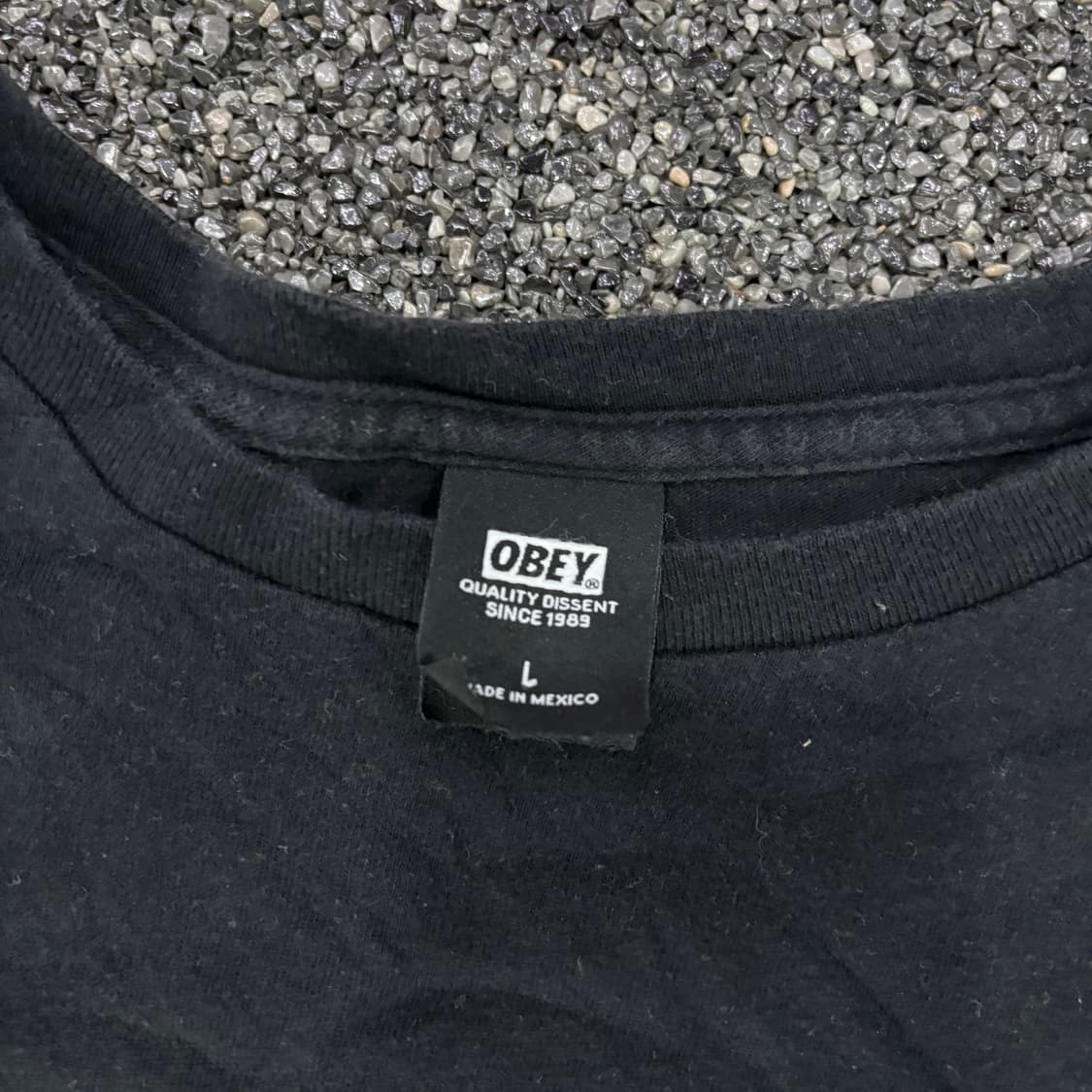 오베이 빅로고 블랙 반팔티 상품이미지4