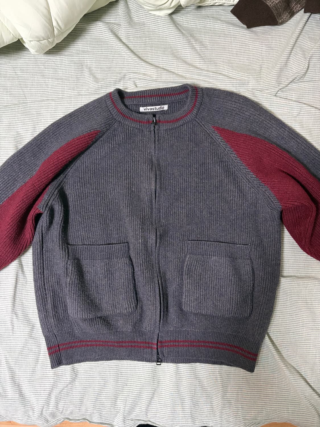 비바스튜디오 니트 가디건 상품이미지2