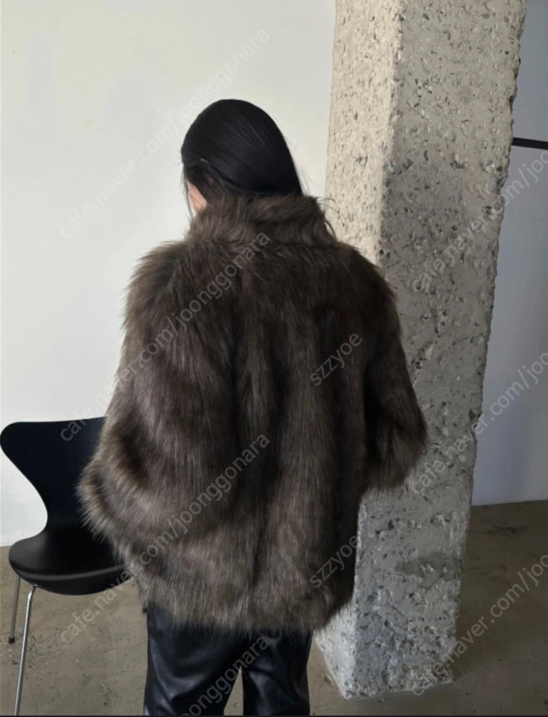 뉴욕나인스튜디오 퍼자켓 (브라운…카키) 상품이미지3