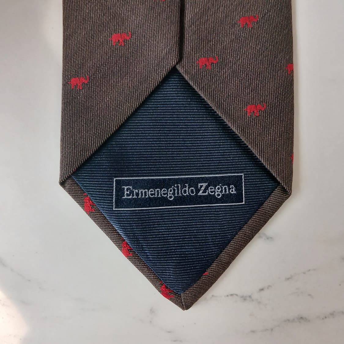 에르메네질도 제냐 브라운 코끼리 자카드 넥타이 9cm A+등급 E893
 상품이미지8