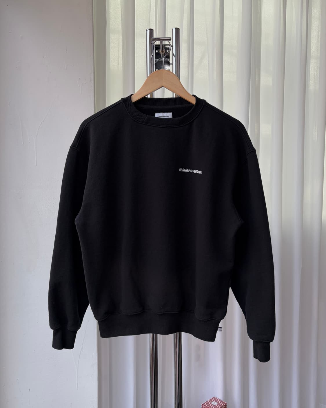 [S]디스이즈네버댓 스펠아웃 크루넥 기모 맨투맨 상품이미지3