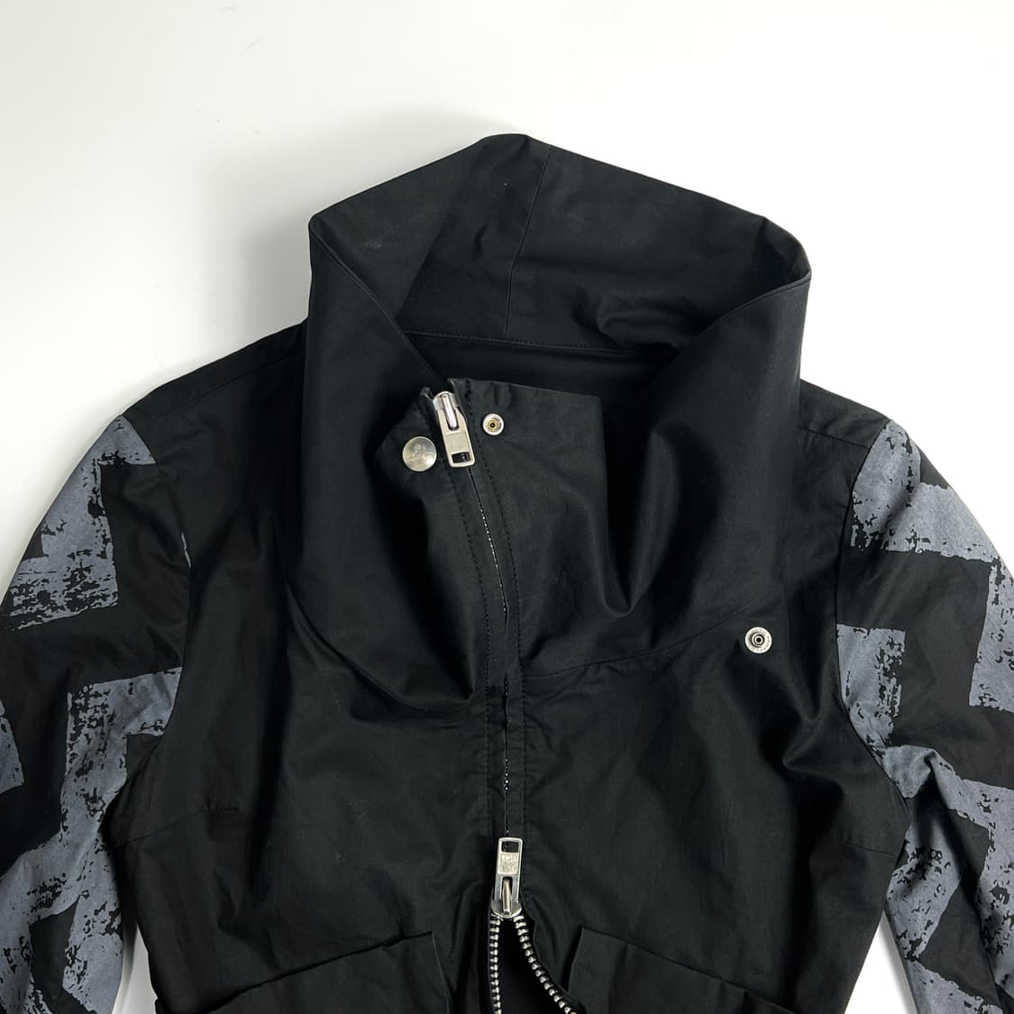 비비안웨스트우드 레드 라벨 하이넥 집업 자켓 상품이미지8