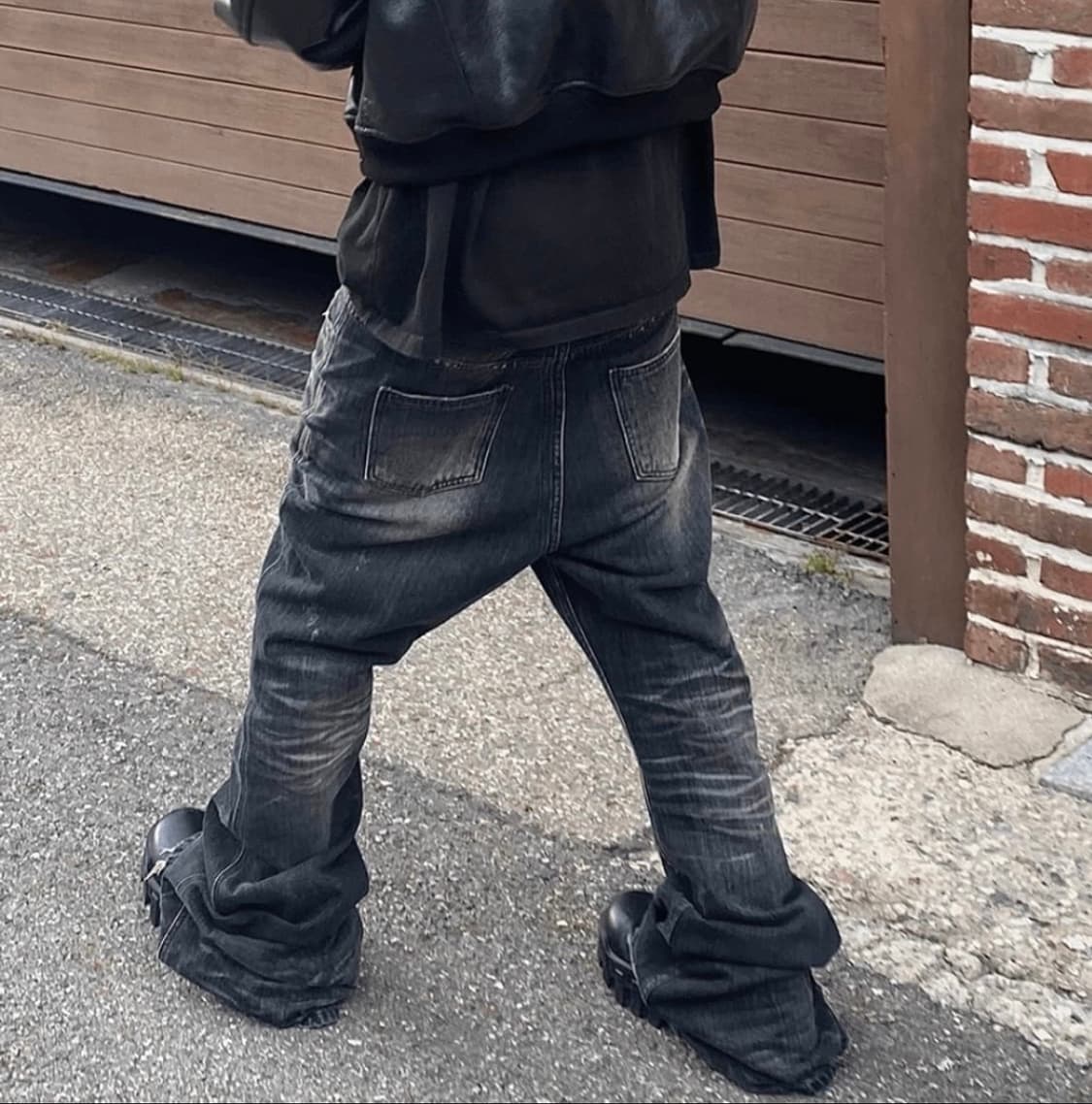 (2) 언더마이카 링클드 그레이워시드 와이드 플레어진 상품이미지1