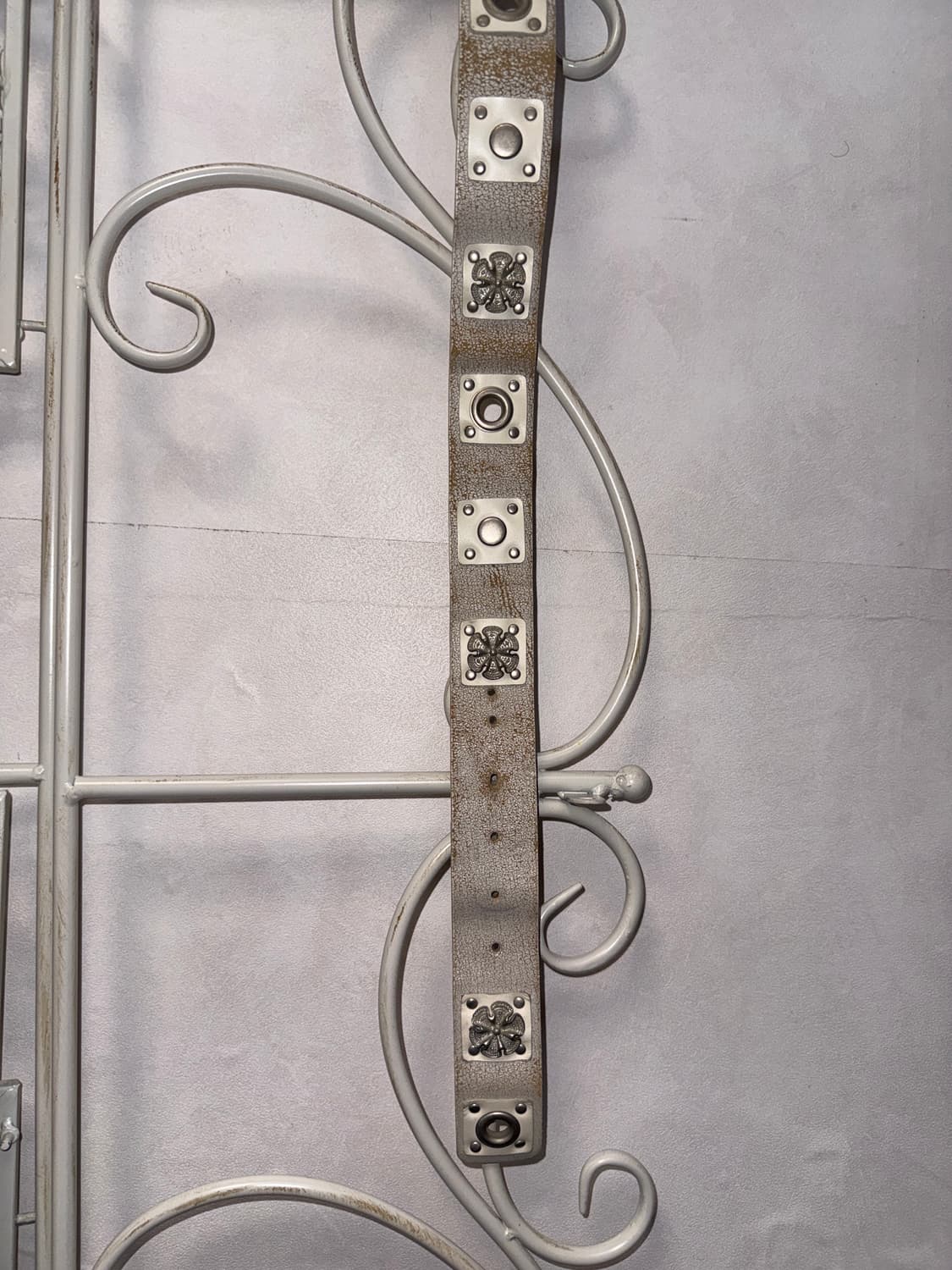 Ivory cubic flower punching buckle belt 상품이미지6