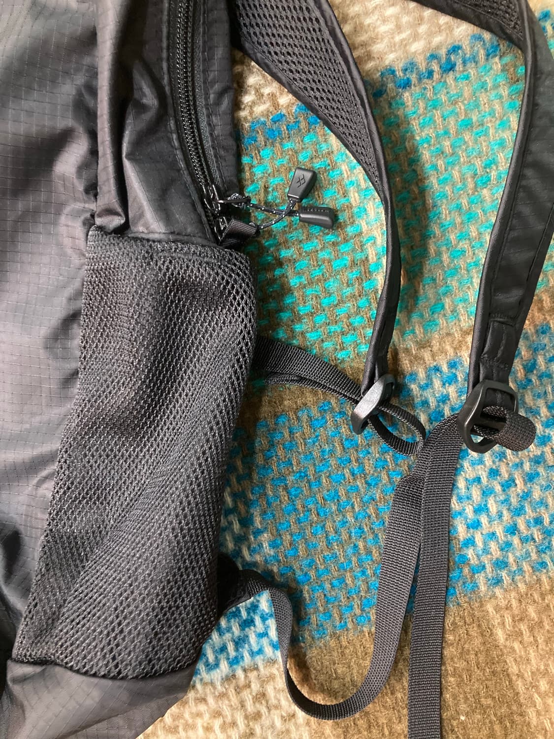 mont bell 몽벨 포켓터블 백팩 15L 상품이미지4