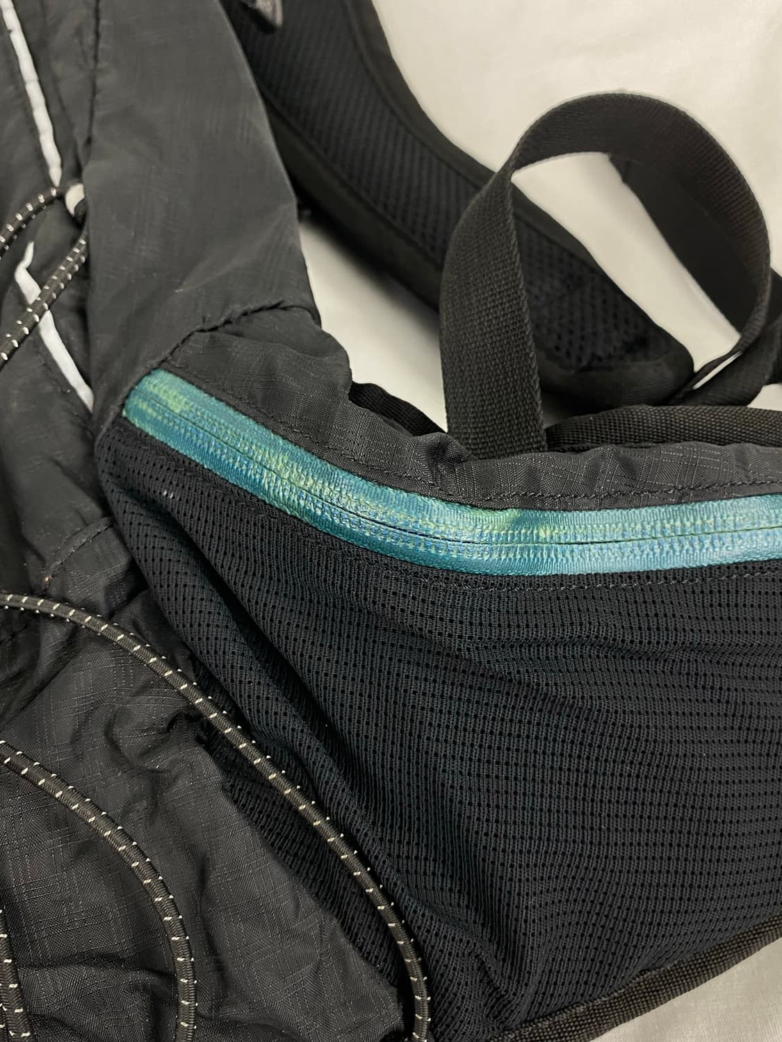 컬럼비아 아크 점퍼 13L 트래킹 백팩  상품이미지9