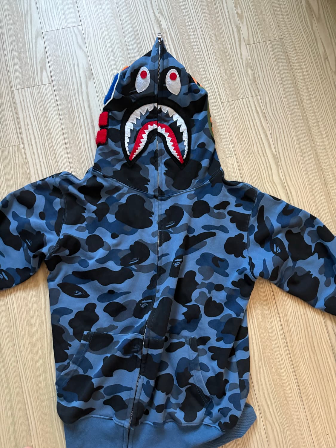 베이프 후드집업 청계 m사이즈 판매합니다! 상품이미지1