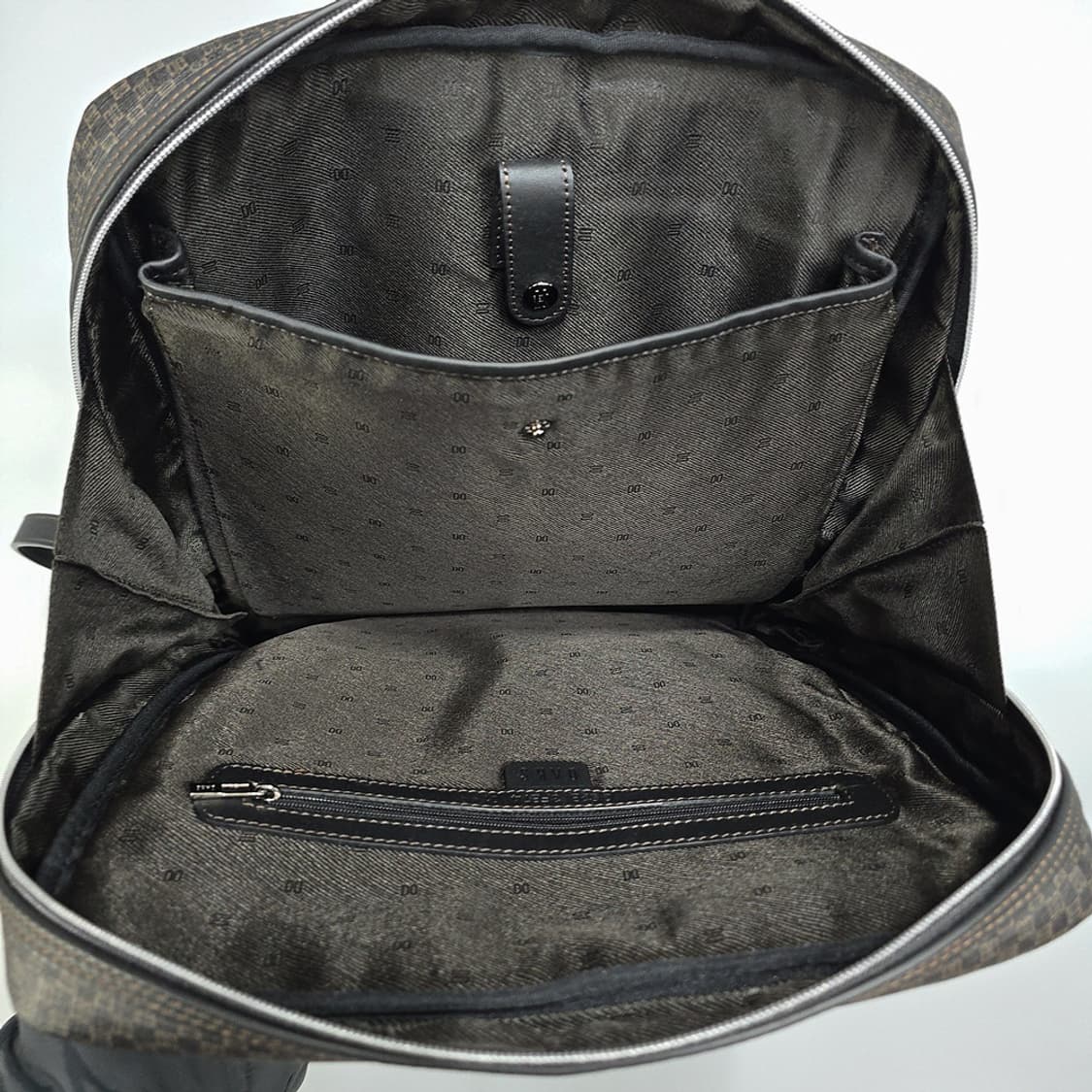 닥스(daks) 모노그램 데일리 백팩 상품이미지6