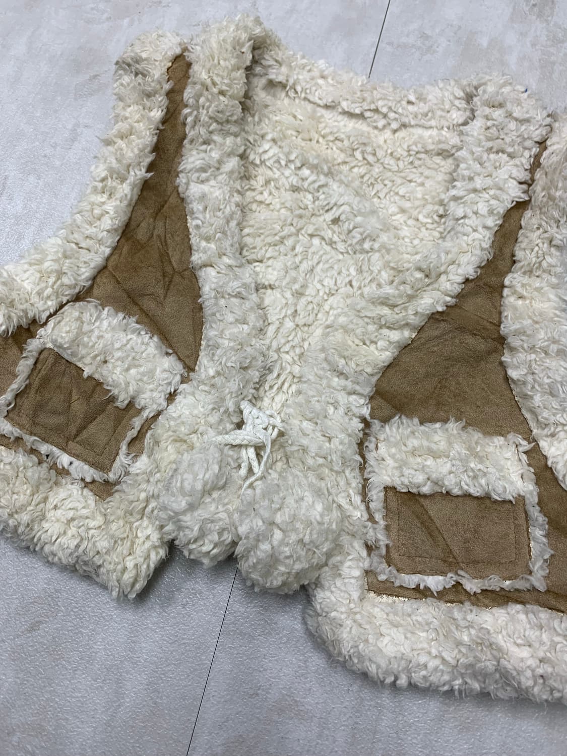 모리 스웨이드 베스트 상품이미지2