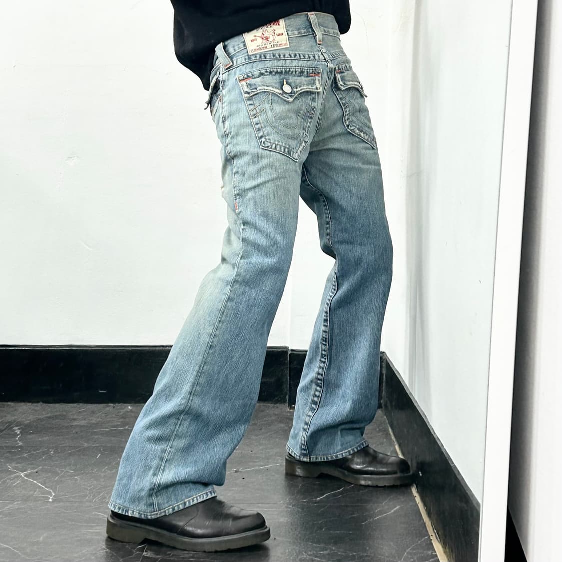 트루릴리전 월드투어 부츠컷 데님 팬츠 상품이미지1