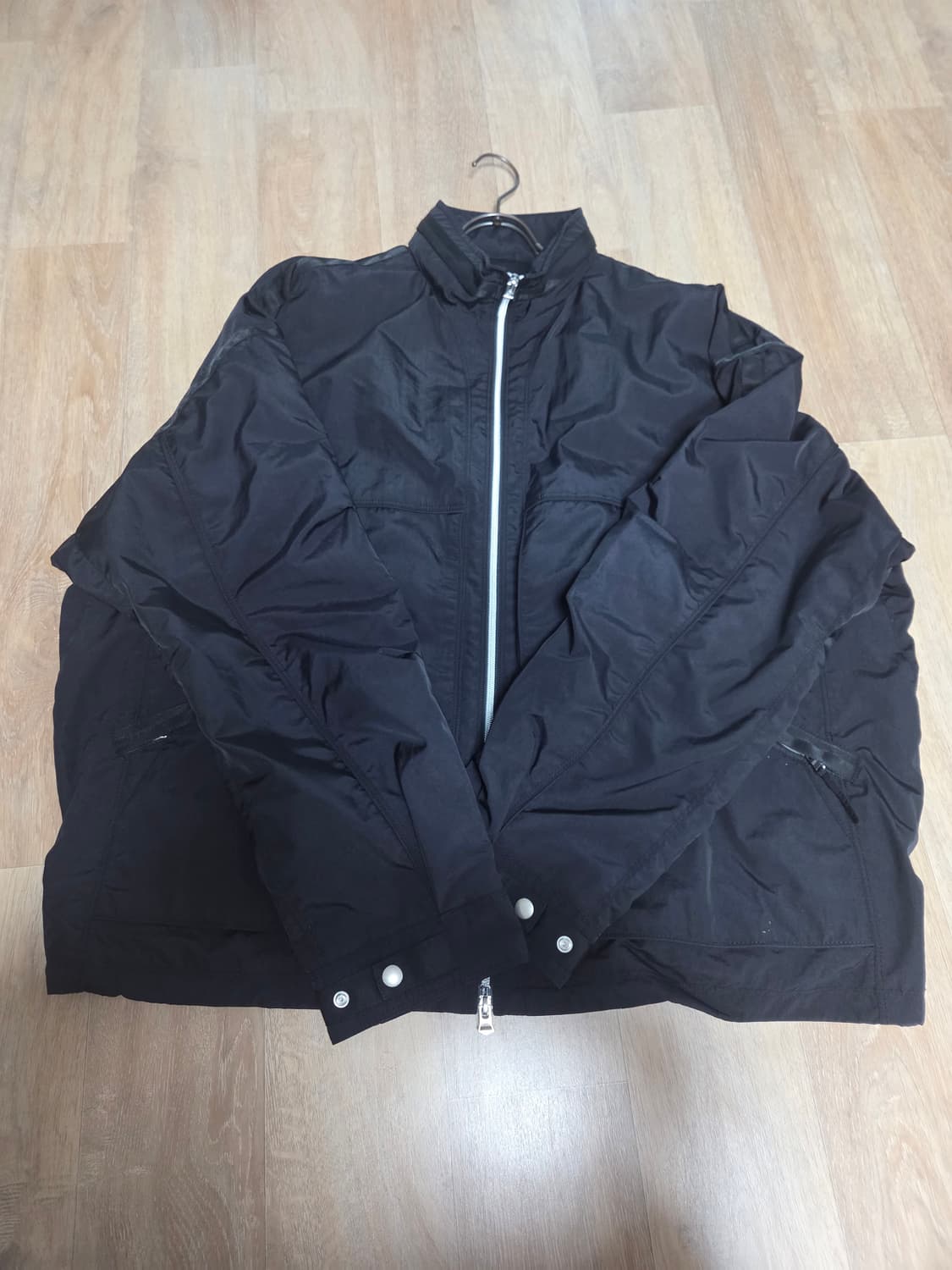 (110) 26SS 솔리드옴므 블랙 나일론 집업 블루종 상품이미지4