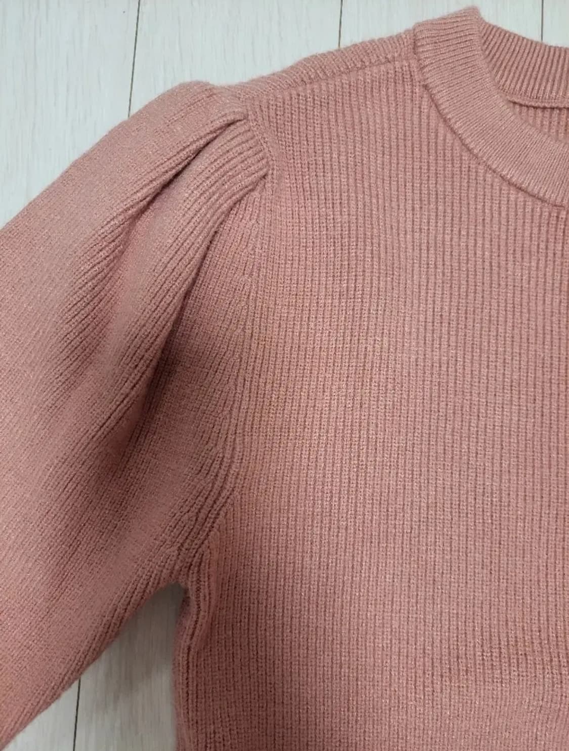 급처새상품!SOUP숲 어깨셔링 니트티 레니본st오즈세컨st리즈리사st 상품이미지3