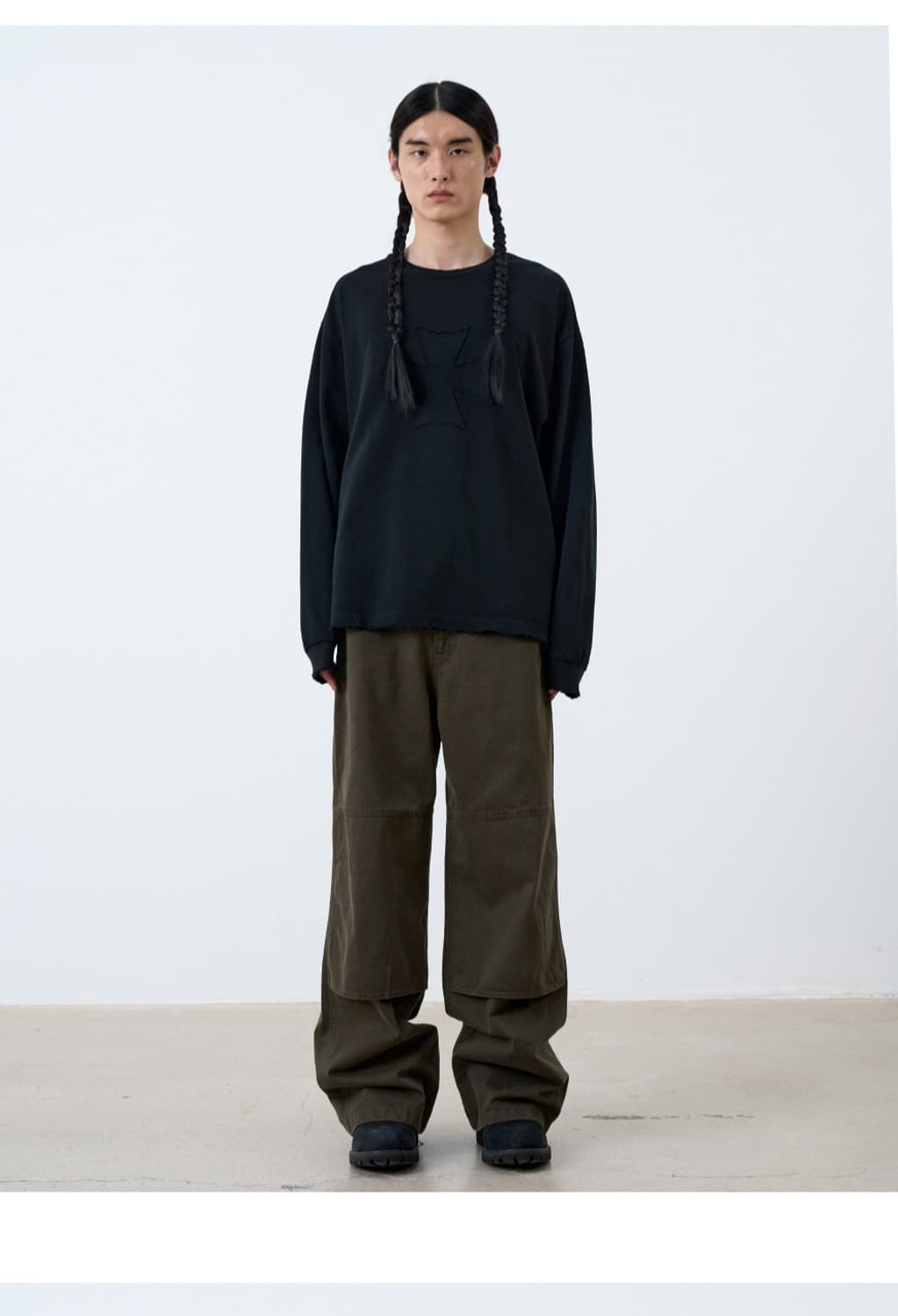 아르반 아플리케 롱슬리브 2 블랙 상품이미지2