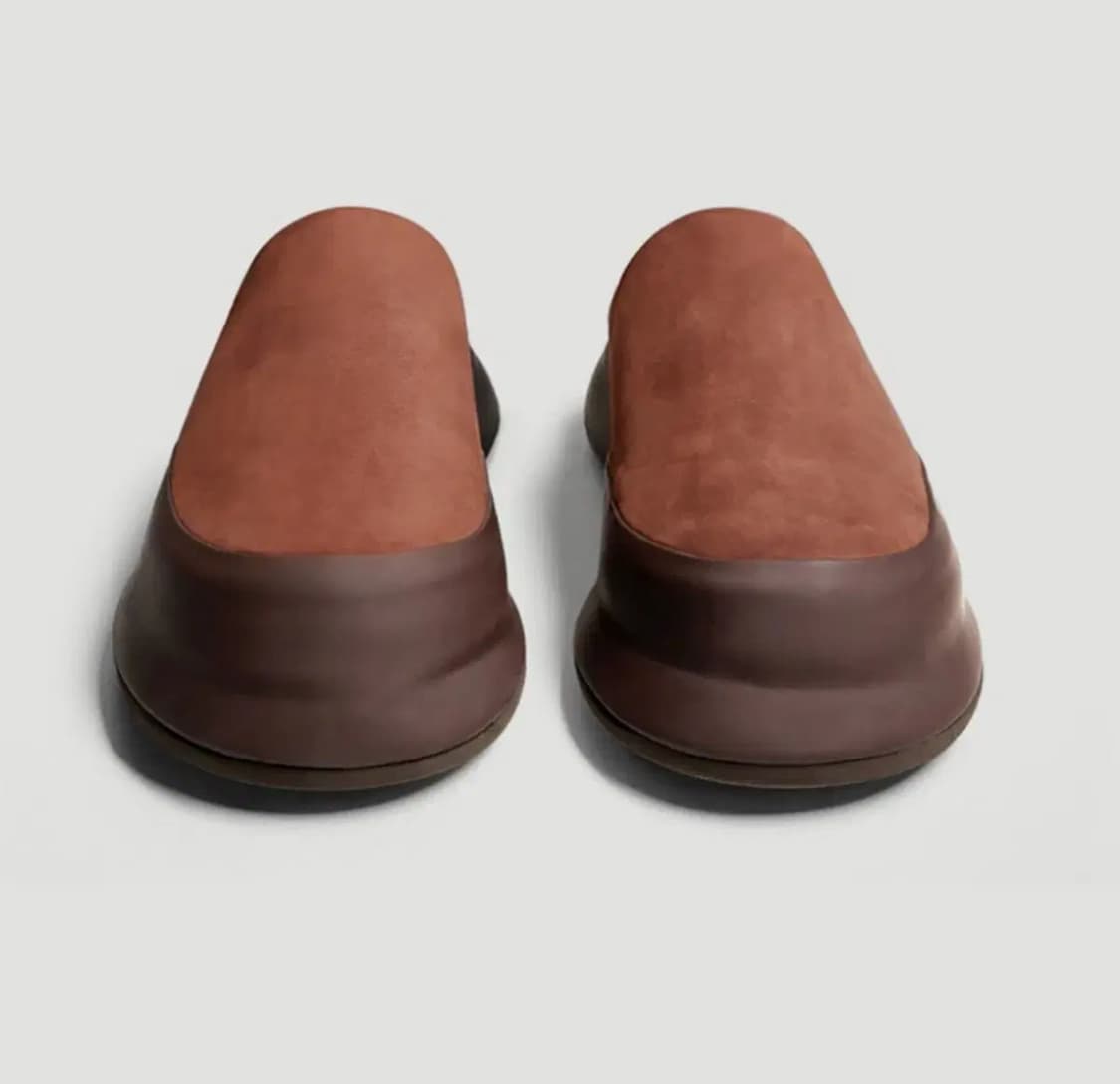 [43] 자크뮈스 Jacuemus 스웨이드 뮬 클로그 팝니다 상품이미지2