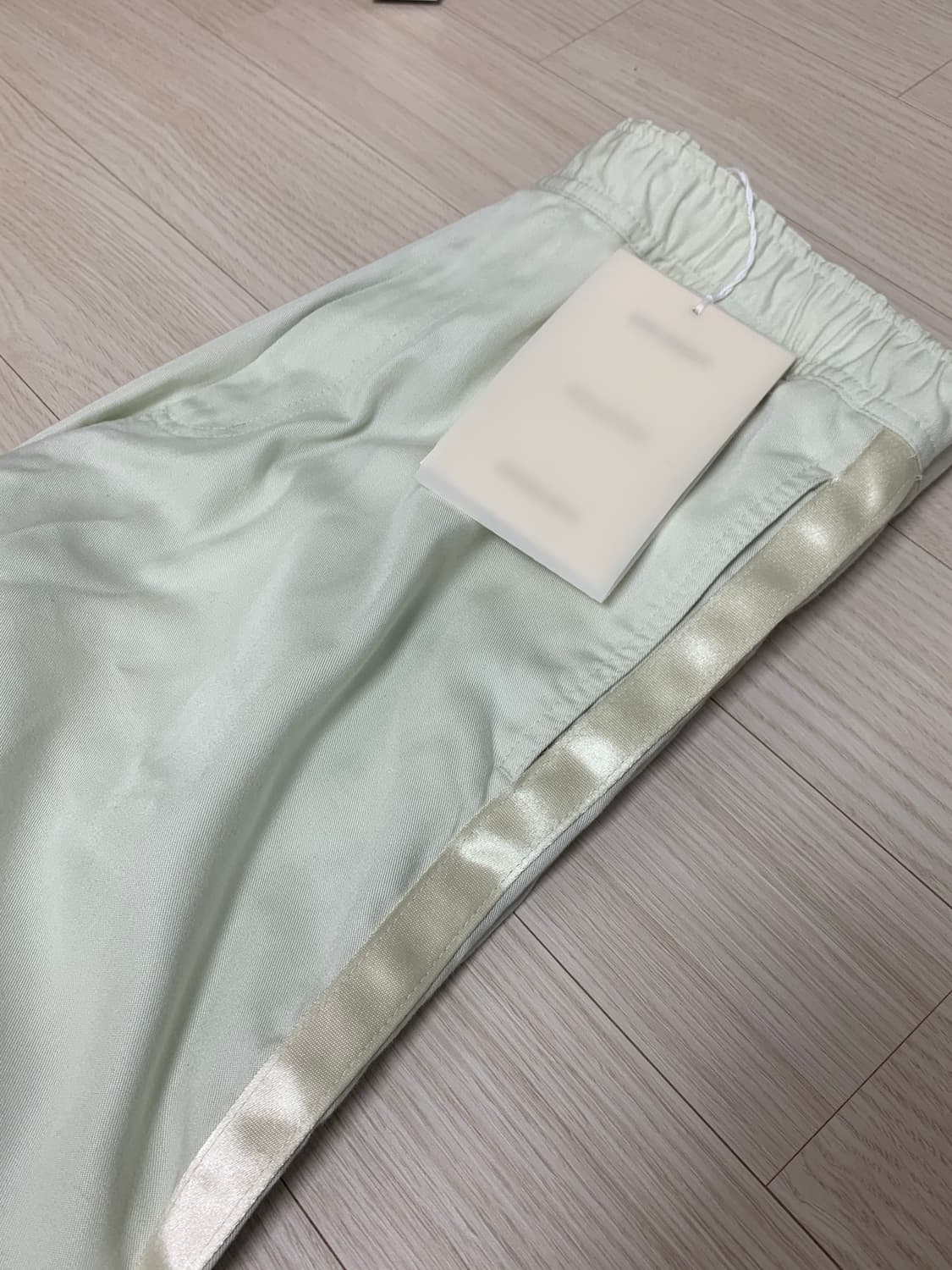 [46] 아워레가시 드레이프 트라우저 화이트 상품이미지2