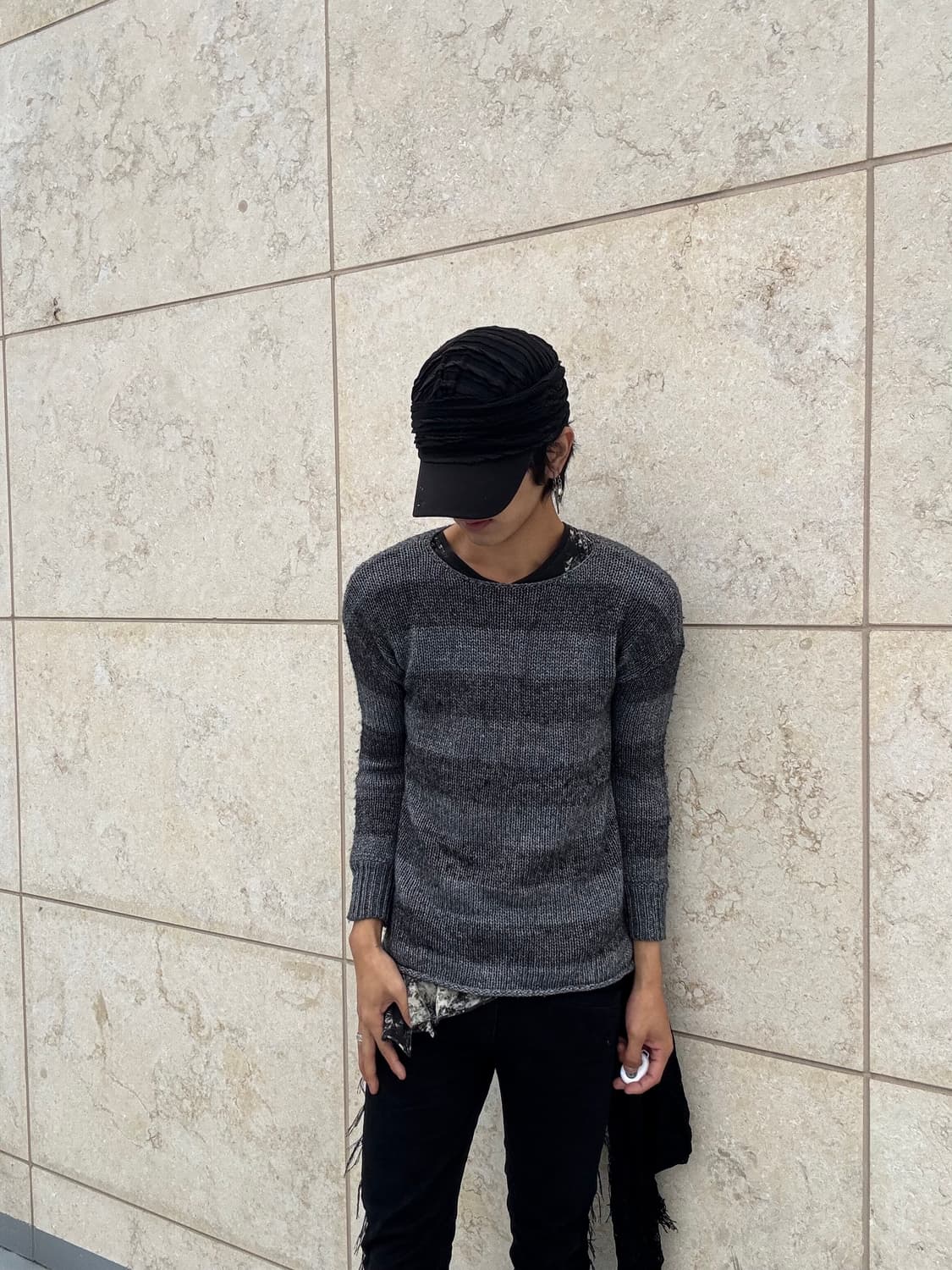“Michel Klein” Black&Grey Knit Sleeve 상품이미지2