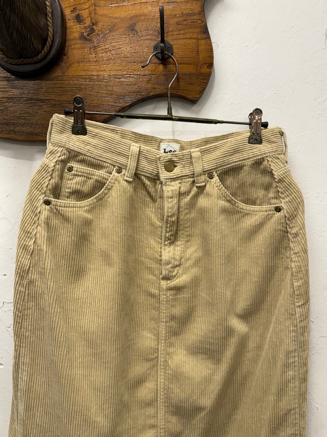 27) JAPAN Lee Corduroy Midi Skirt 상품이미지5