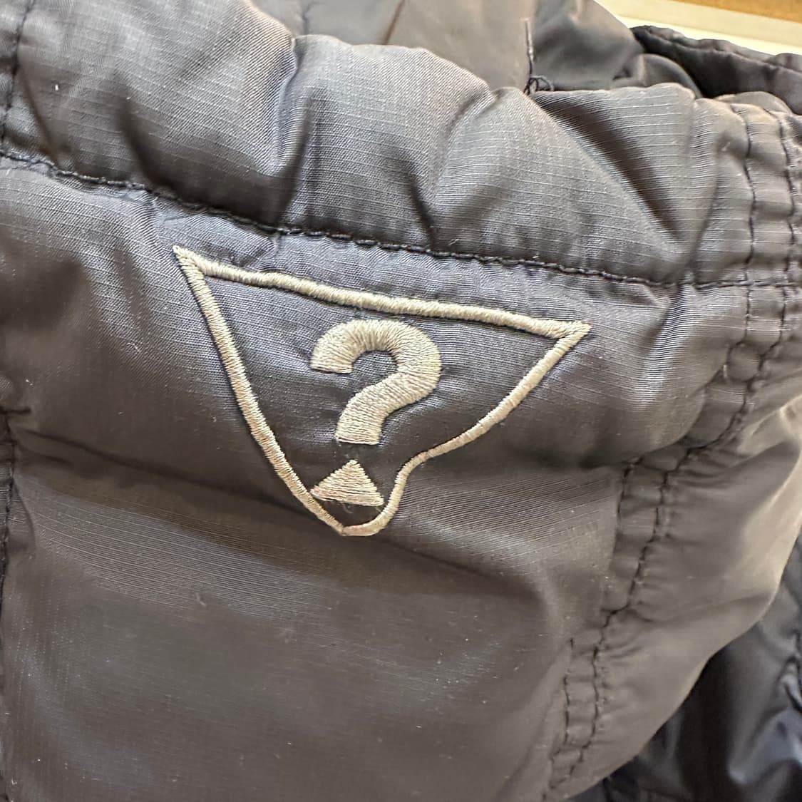 게스 남성 네이비 패딩 L 상품이미지8