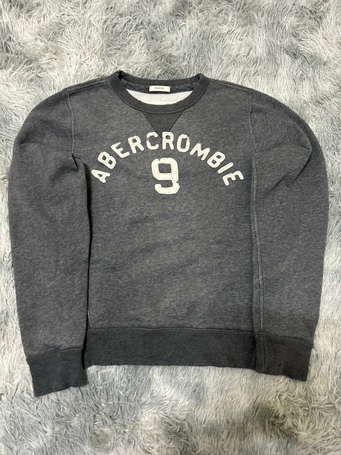 아베크롬비 y2k 그레이 기모 맨투맨(s) 상품이미지3