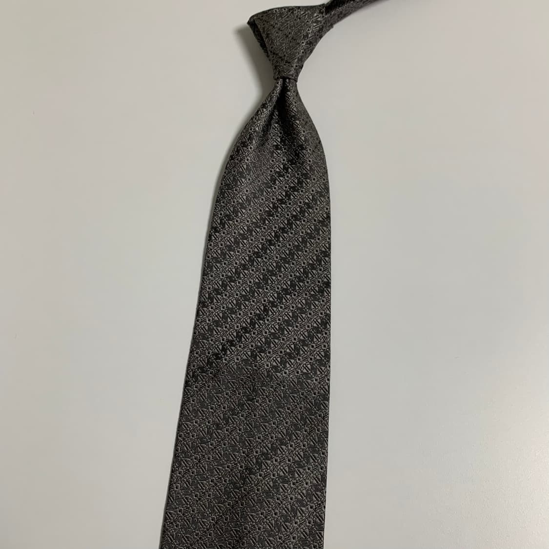 비비안웨스트우드 모노그램 명품넥타이 100실크 A+등급 8.8cm 상품이미지8