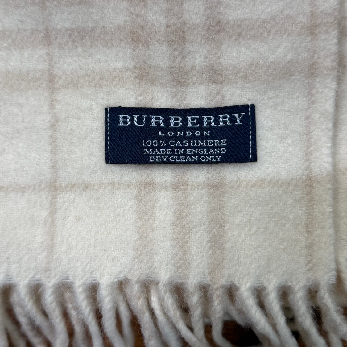 버버리 정품 체크 캐시미어 머플러 목도리 아이보리 베이지 상품이미지3