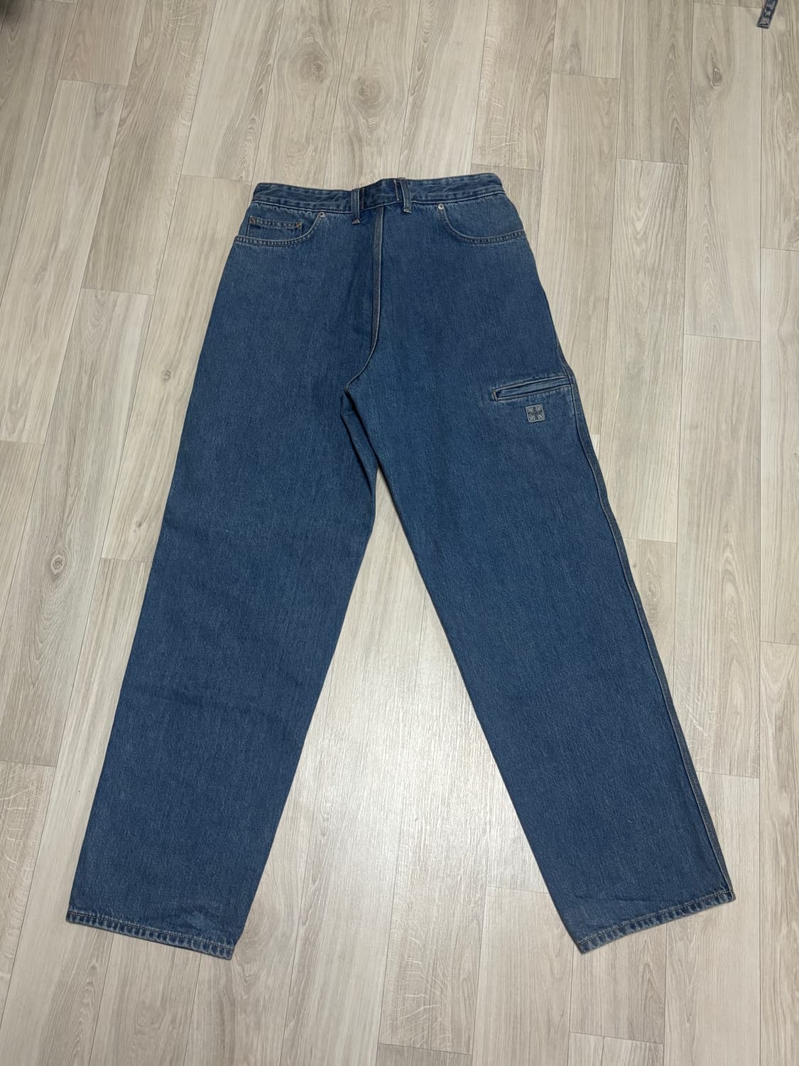 Alfred Iron Cross 데님 팬츠 인디고 상품이미지4