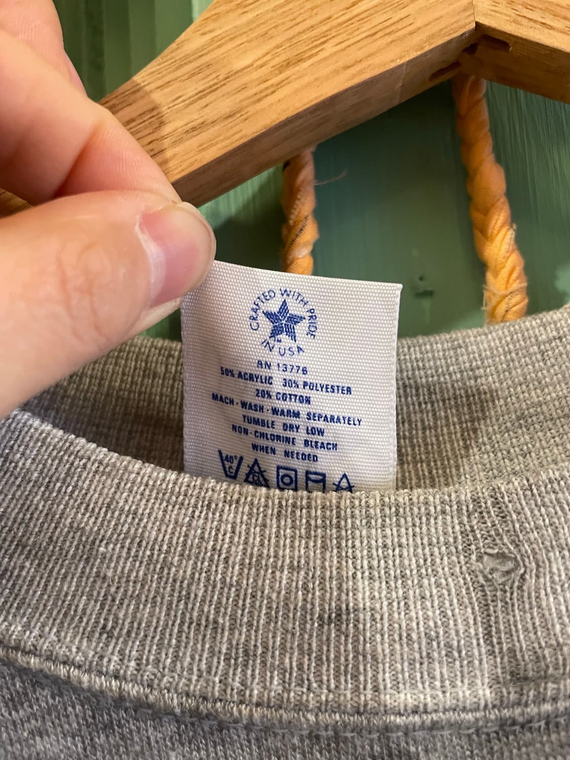 80's Vintage CAMP Sweatshirt Made In USA 상품이미지5