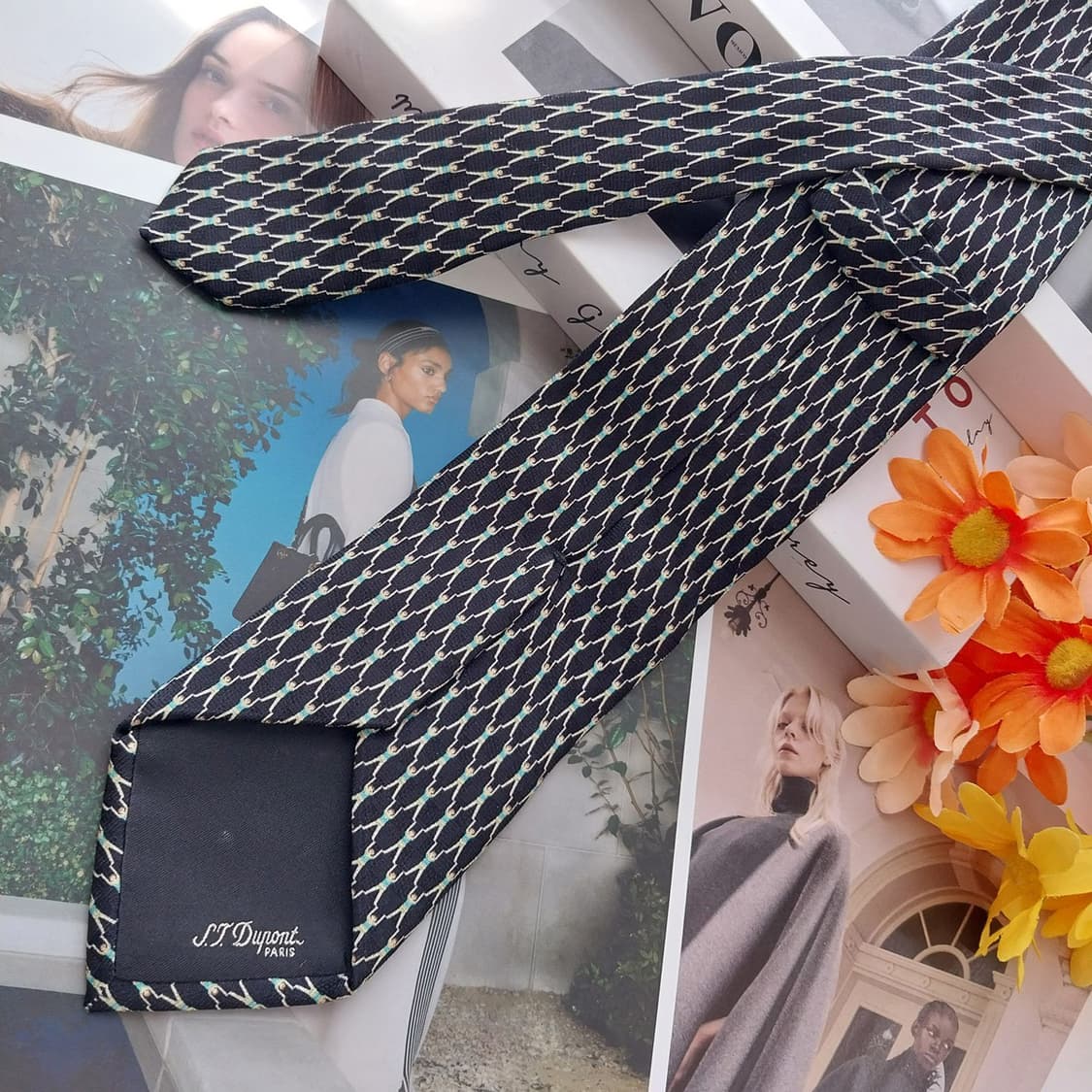 에스.티. 듀퐁 실크 블랙 패턴 넥타이 8.6cm A+등급 K2543
 상품이미지4