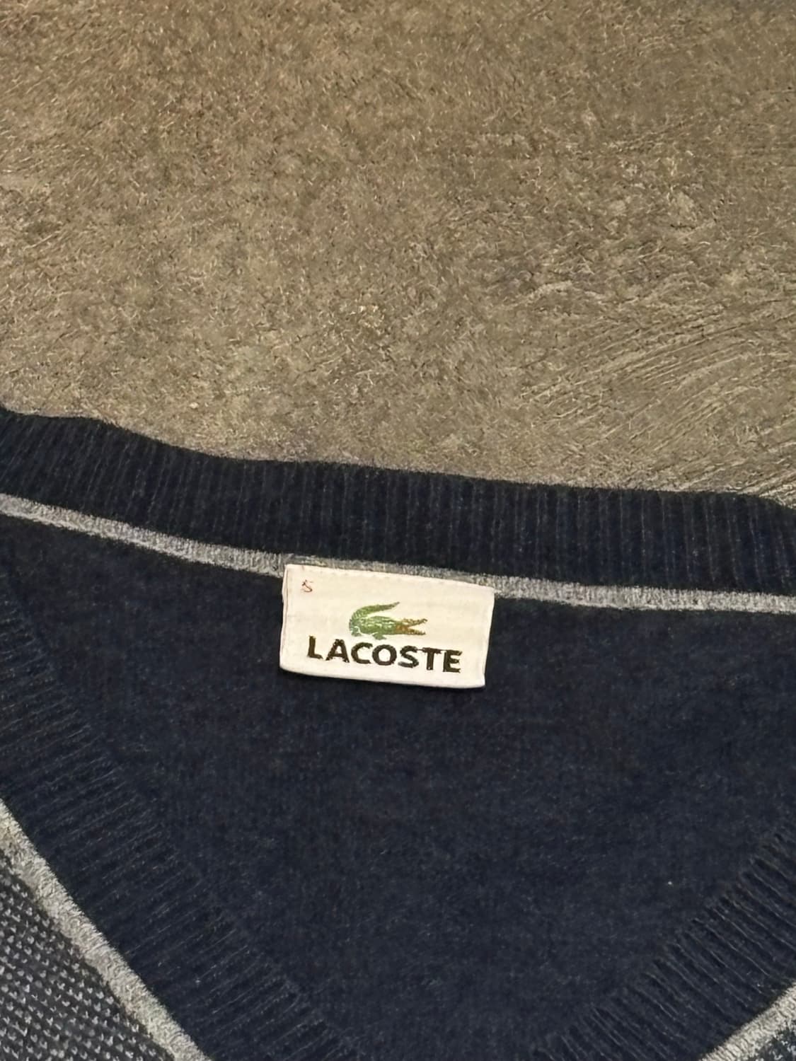 라코스테 브이넥 니트 올드스툴 5사이즈 상품이미지5