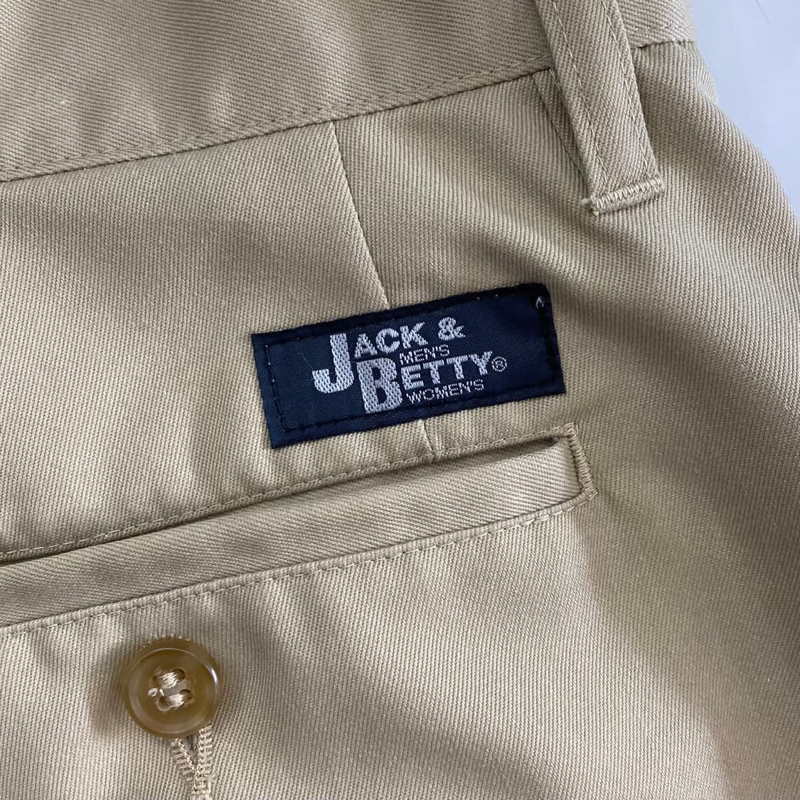 잭 앤 베티 원턱 테이퍼드 치노 팬츠 상품이미지3