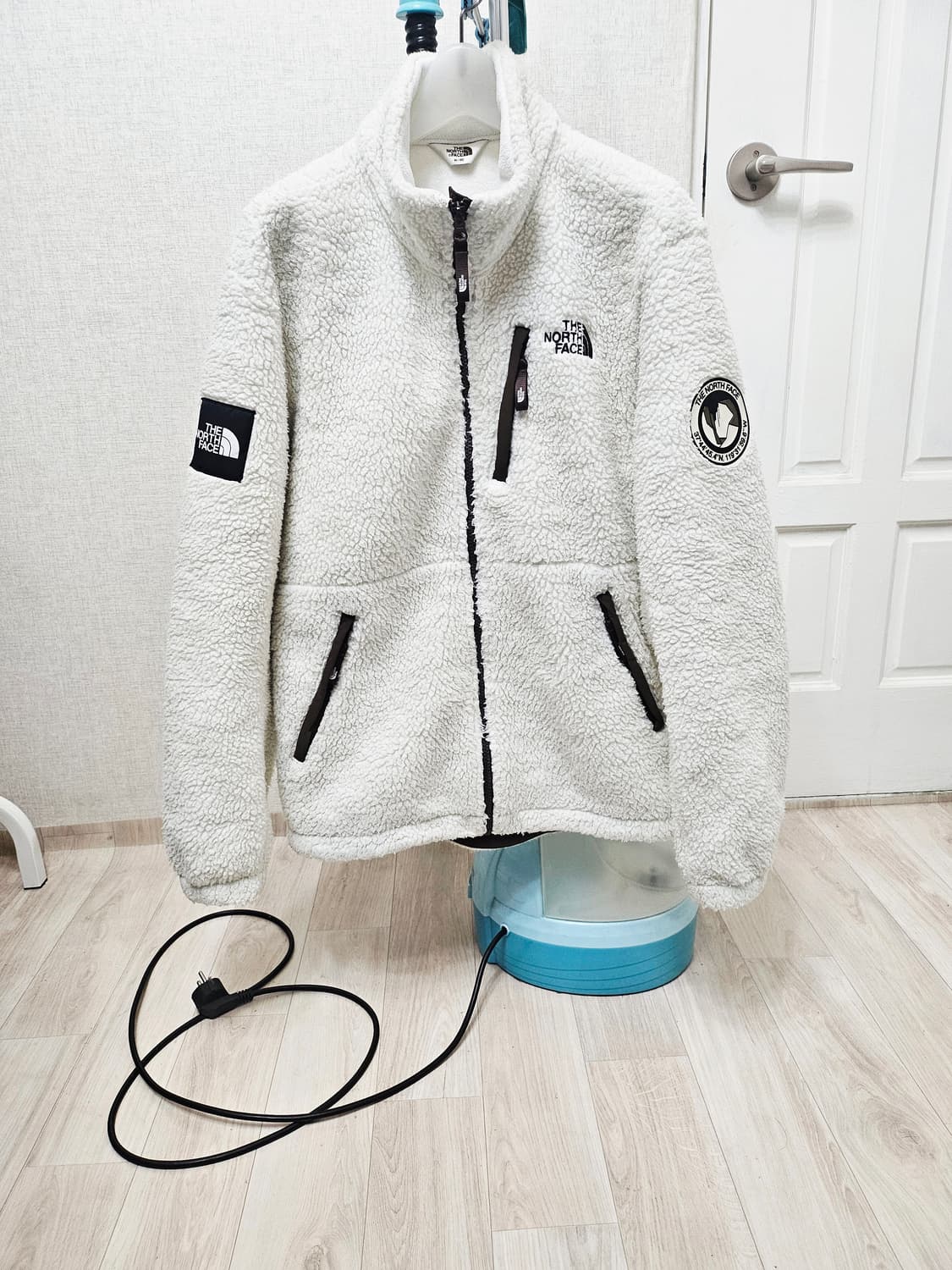 (95~100)M☆초대장급☆노스페이스 화이트라벨[화이트] 쉐르파후리스점퍼 상품이미지1