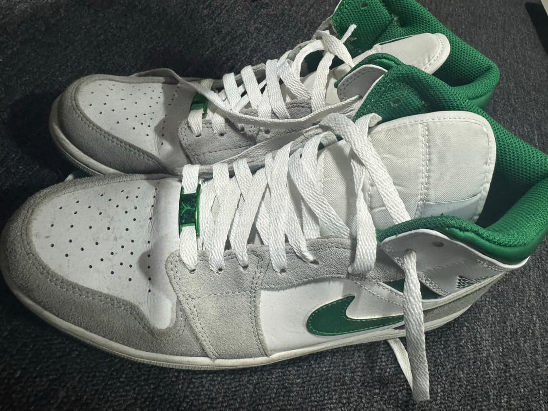 에어 조던 1 미드 SE 파인 그린 라이트 스모크 그레이 상품이미지4
