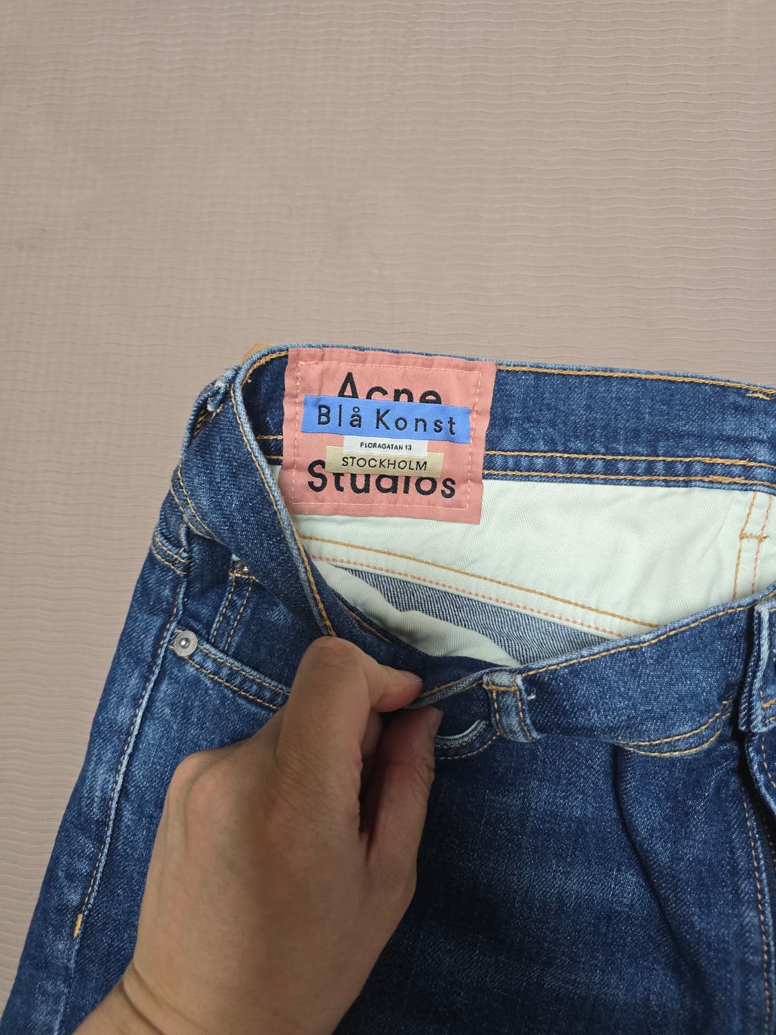 아크네 청바지 팝니다  상품이미지2