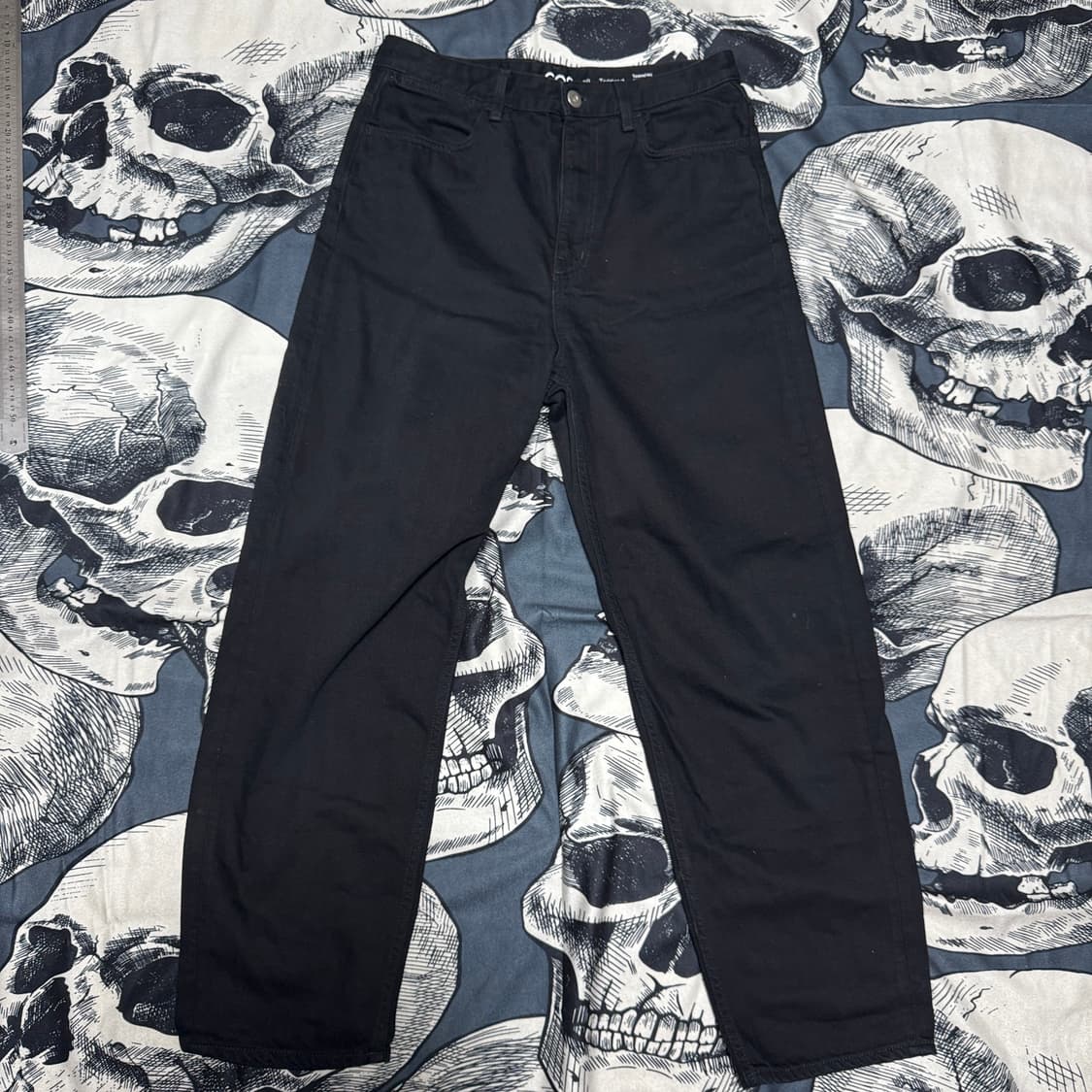 cos 코스 블랙데님 팬츠 테이퍼드핏 남성 28사이즈 상품이미지1