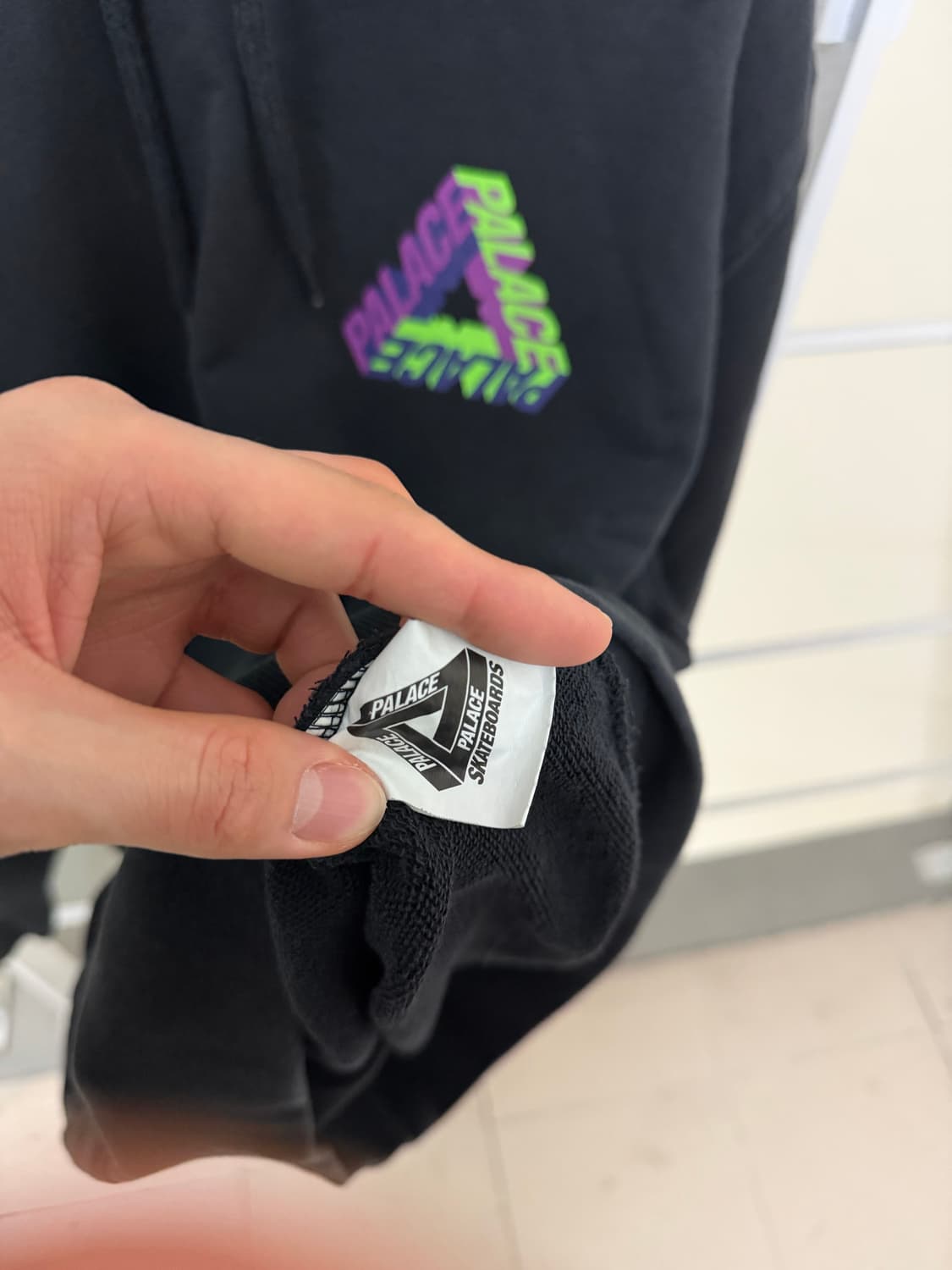 팔라스 [정품] 후드티 (시세 37만) 로고 스웻셔츠 L(105) 상품이미지8