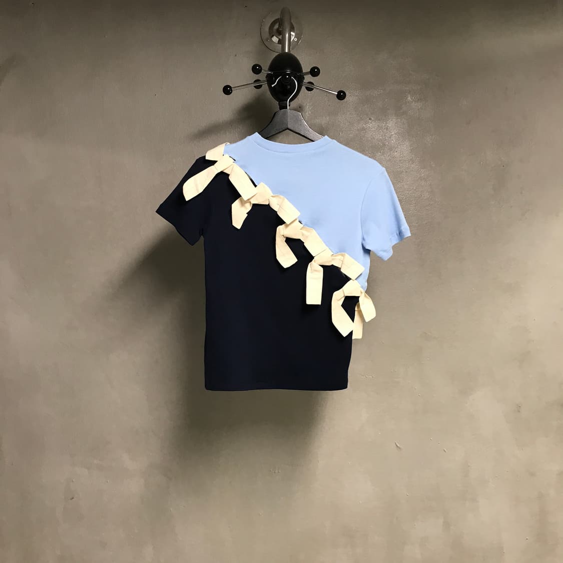 자크뮈스 리본 반팔 티셔츠 34(W) 상품이미지8