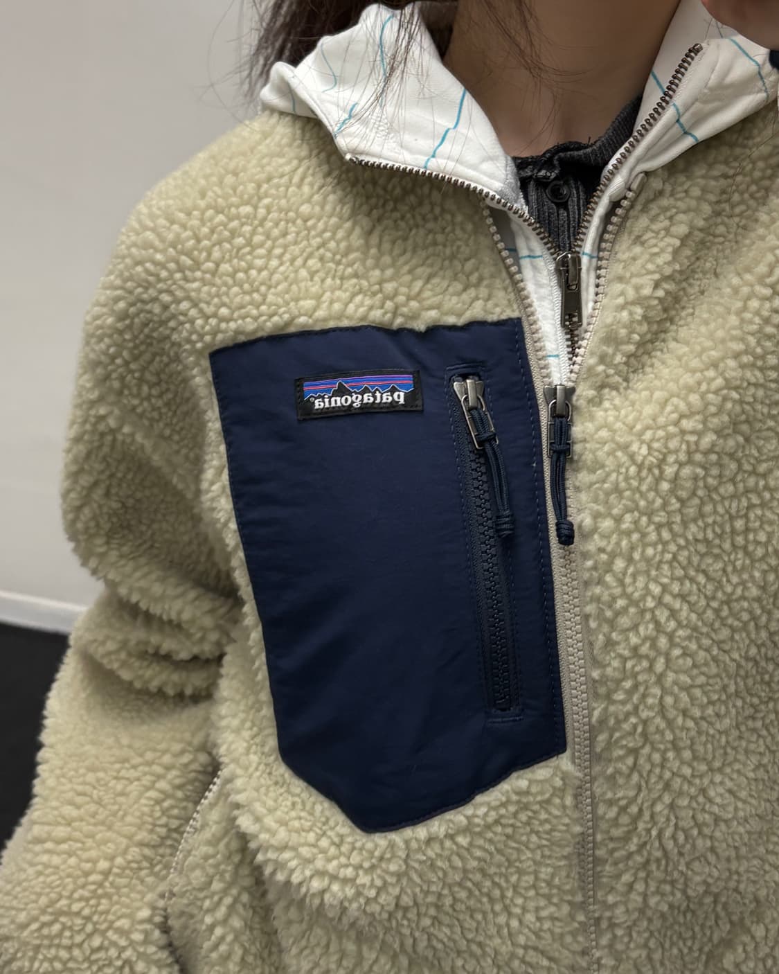 파타고니아 레트로X 베이지 후리스 자켓 상품이미지3