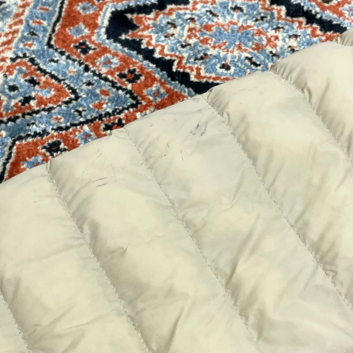 노스페이스 베이지 폴리 경량 패딩 점퍼 여성XS 상품이미지4