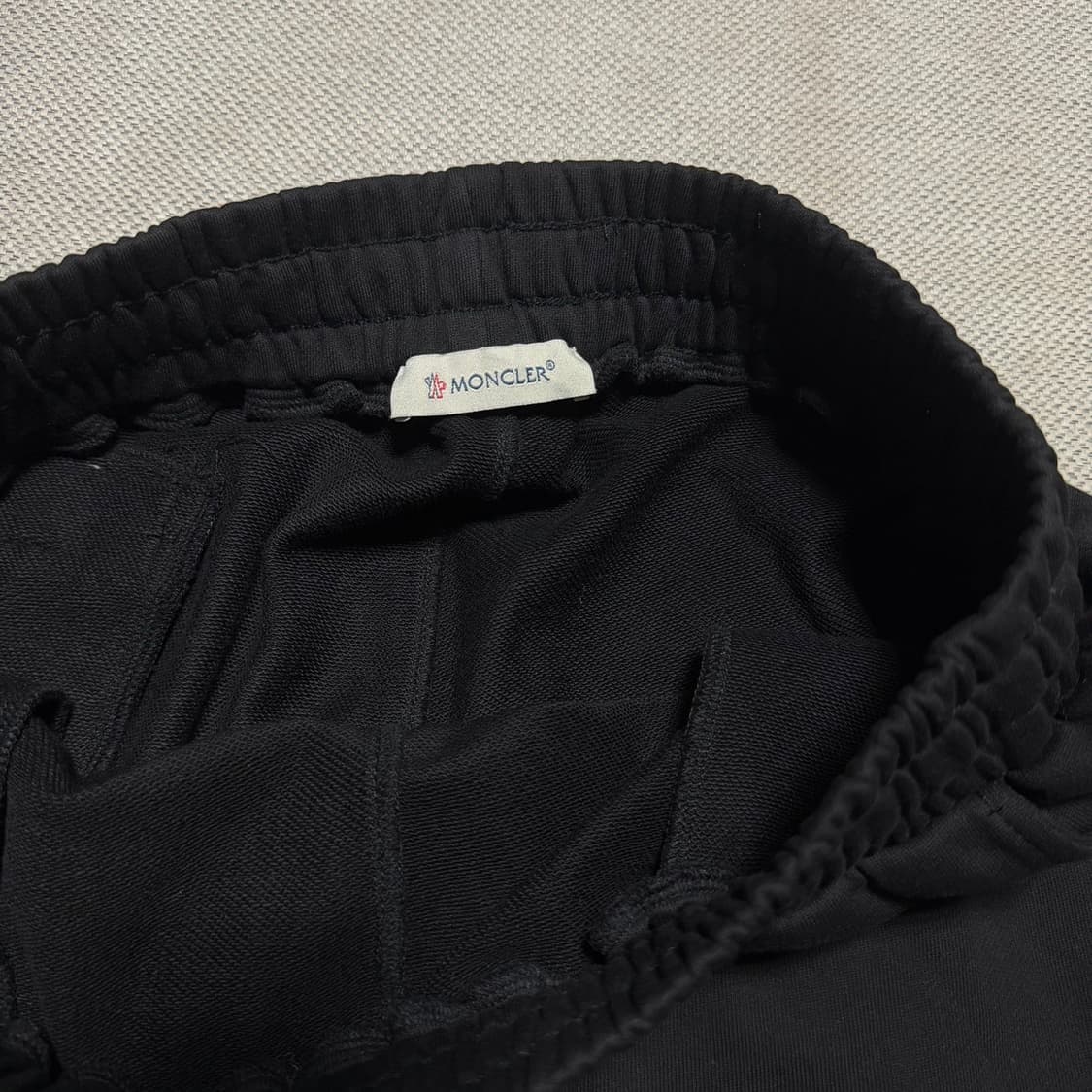 몽클레어 로고 반바지 상품이미지4