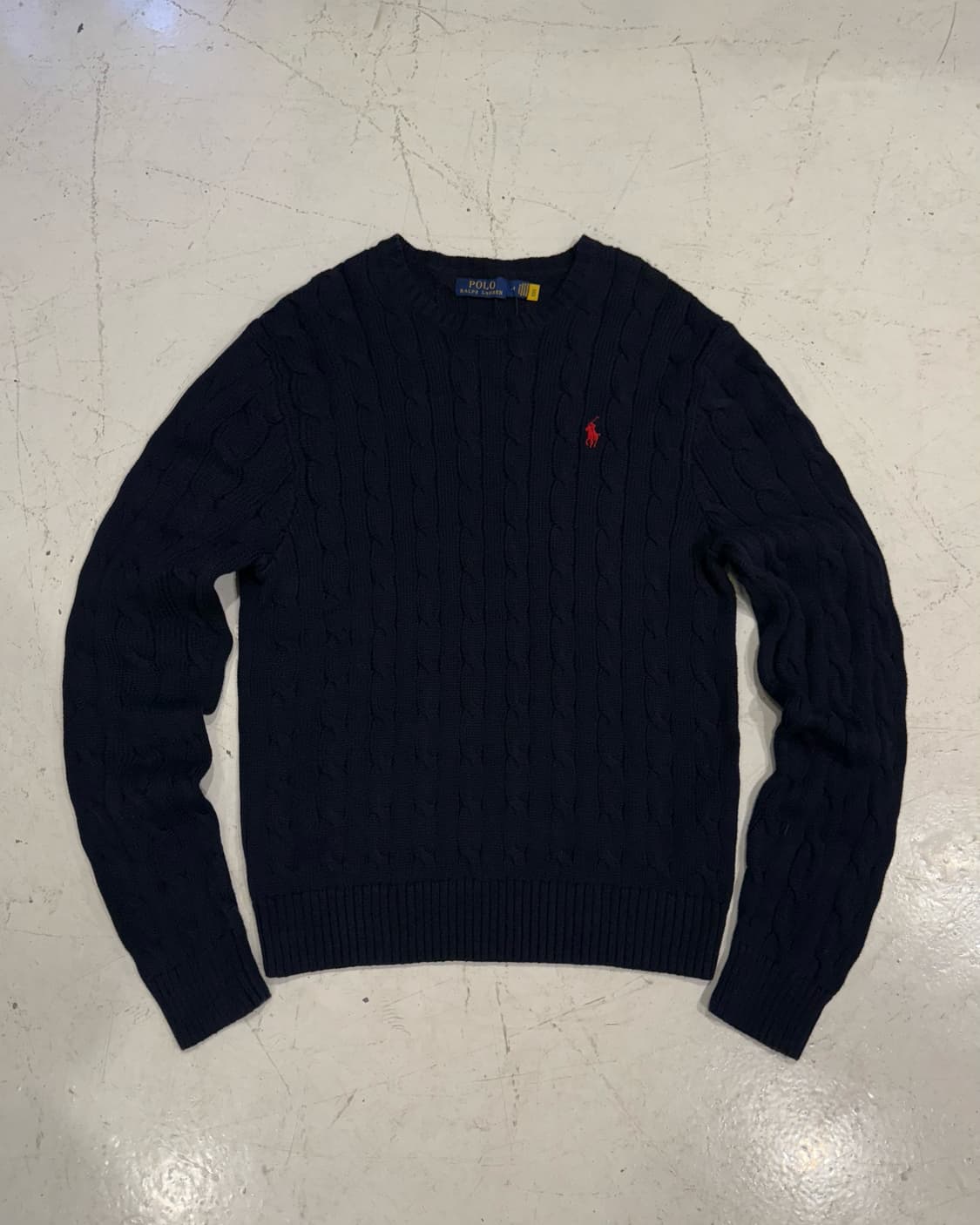 폴로 신형 큐알 네이비 꽈배기 니트 상품이미지1