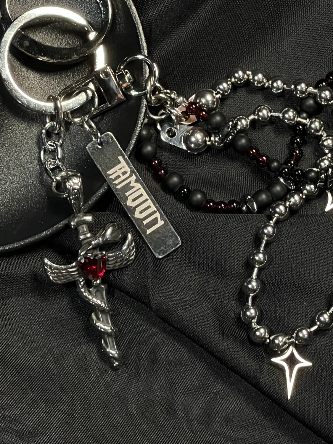 Heart Cross Keychain 상품이미지1