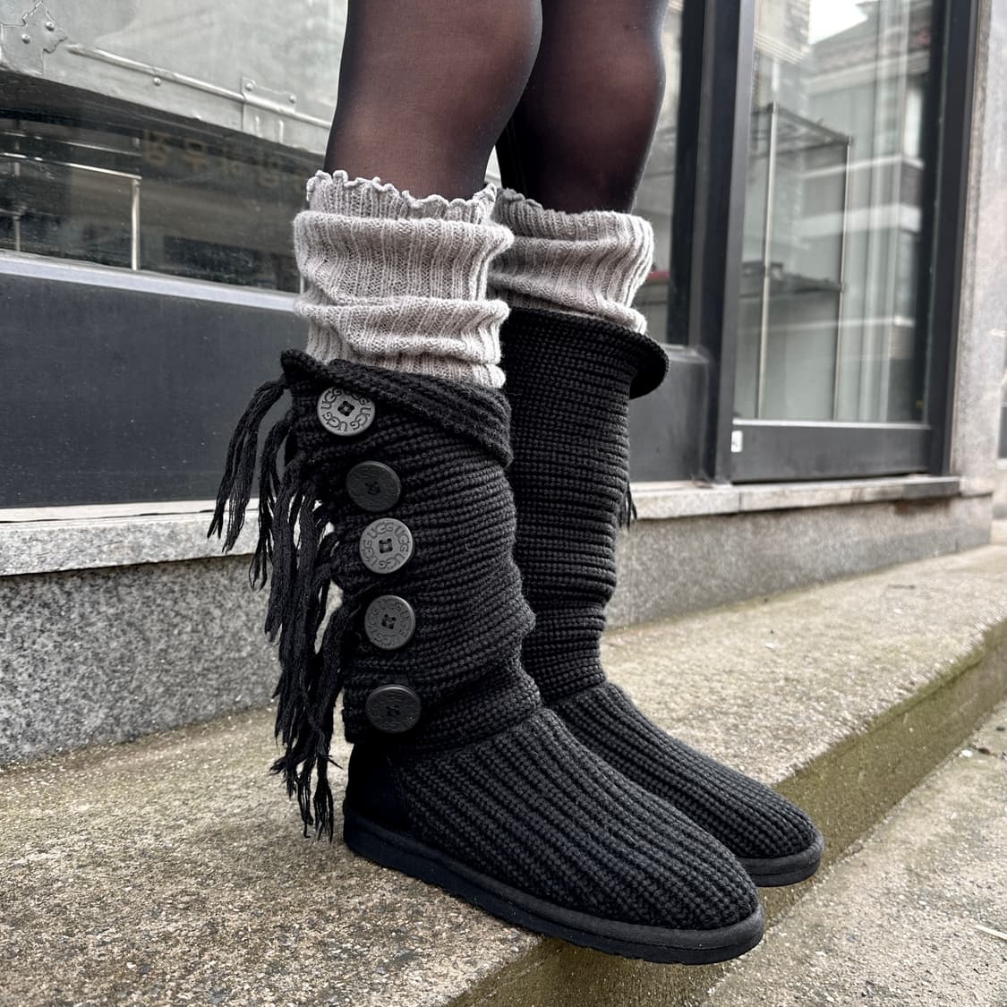 00s 레어 단추 5개 프린지 카디 어그 부츠 상품이미지5