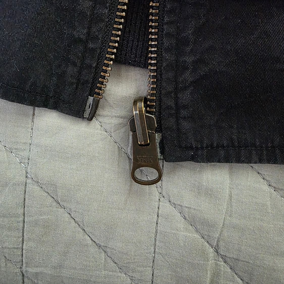 [M] 90s 빈티지 말보로 리버시블 봄버 자켓 블랙/레드 라이트 페이드 상품이미지6