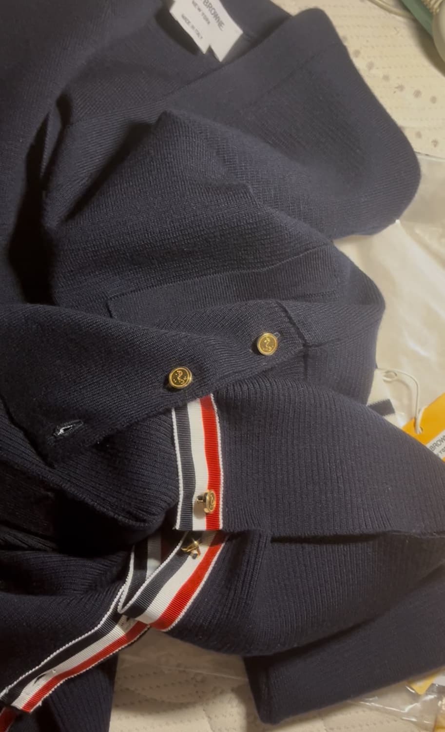 톰브라운 밀라노 클래식 브이넥 가디건  상품이미지5