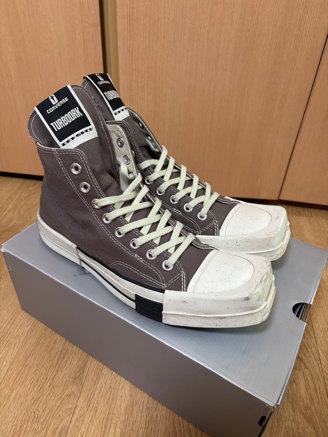 다크쉐도우 컨버스 브라운 상품이미지1