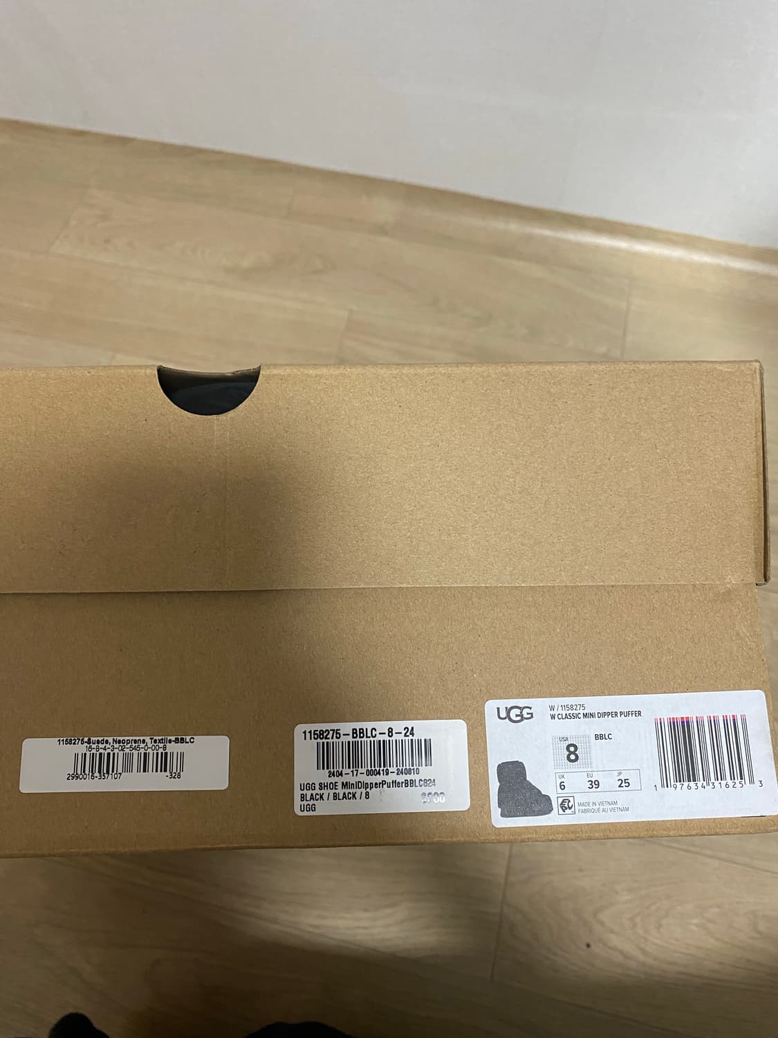 Ugg 미니리퍼 상품이미지10