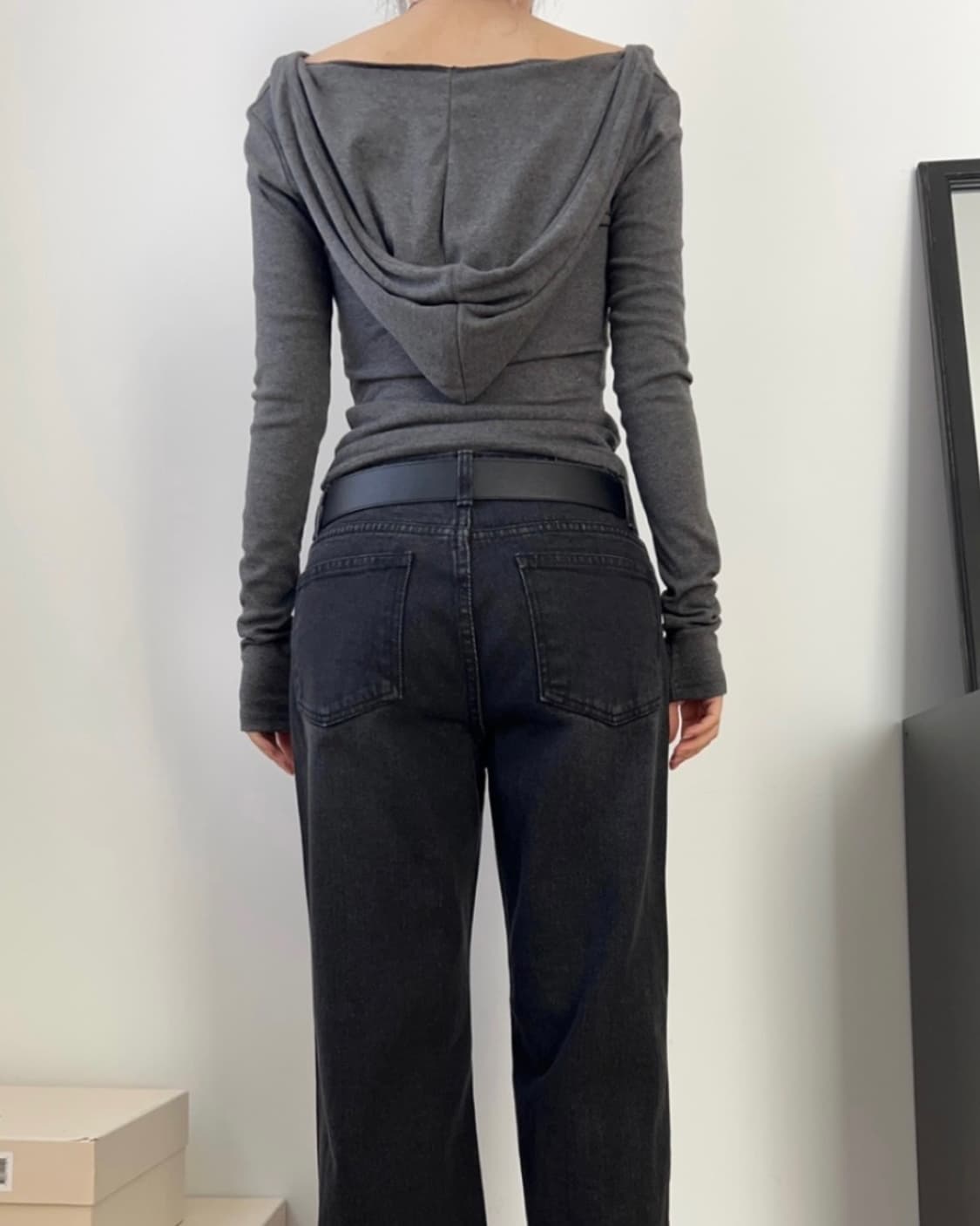 스냅 버튼 포켓 슬림 후드티 차콜 새상품 상품이미지2