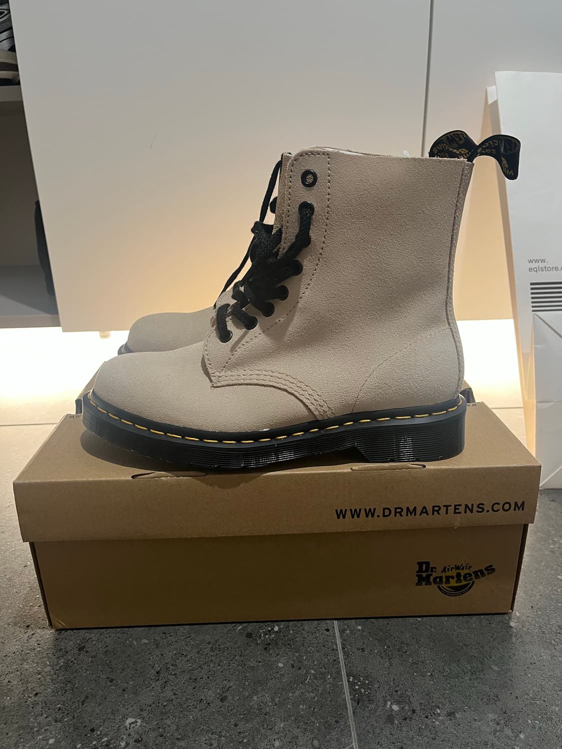 *새상품 닥터마틴 1460 파스칼 워커 빈티지 베이지 상품이미지4