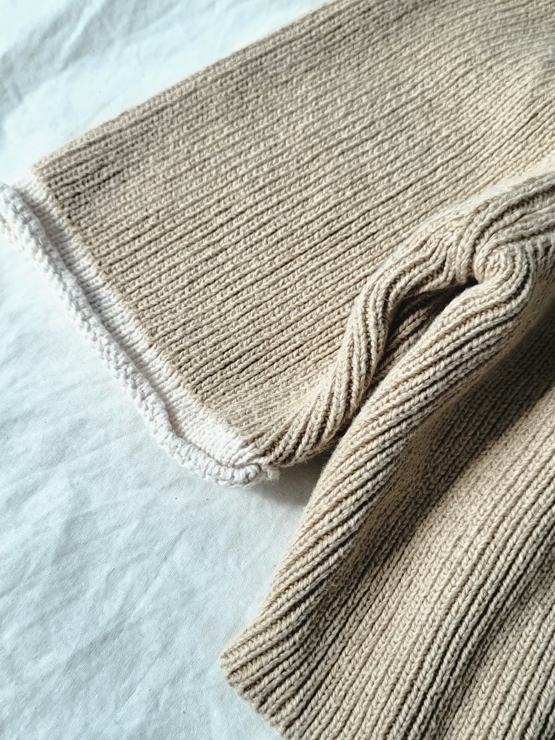 데일리주드 크롭 반팔 니트 상품이미지6